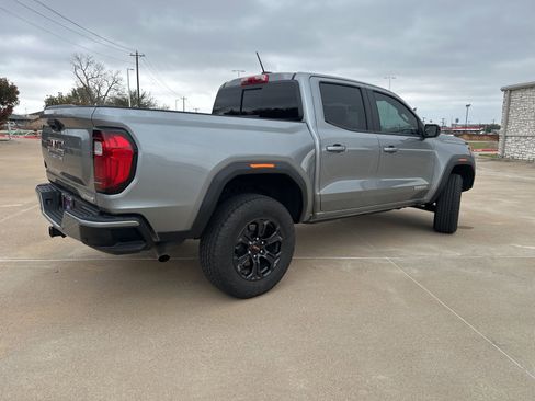 Used 2025 GMC Canyon Elevation w/ Convenience Package image 6