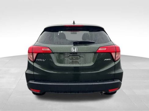 Used 2017 Honda HR-V EX image 7
