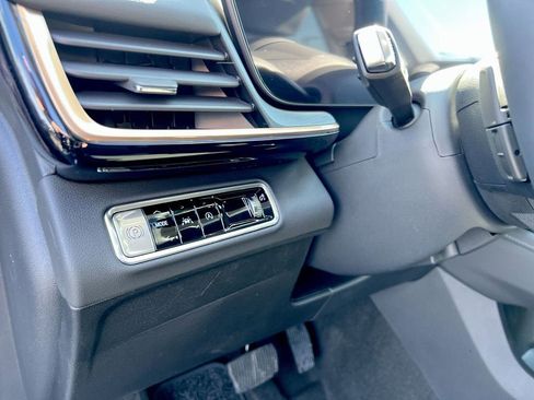 New 2026 Buick Envision Avenir AWD/4WD image 16