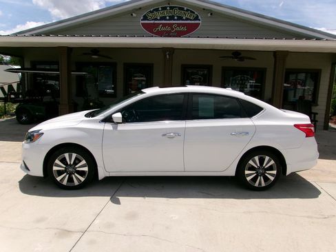 Used 2019 Nissan Sentra SV w/ Special Edition Package image 8