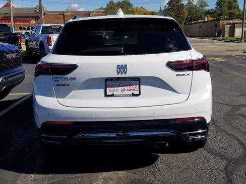 New 2025 Buick Envision Sport Touring image 3