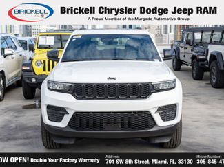 New 2025 Jeep Grand Cherokee Altitude video 2