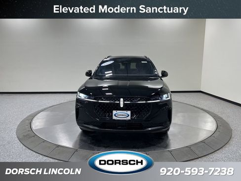 New 2026 Lincoln Nautilus Reserve AWD/4WD image 2