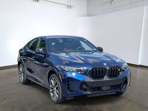 Used 2025 BMW X6 M60i AWD/4WD image 3