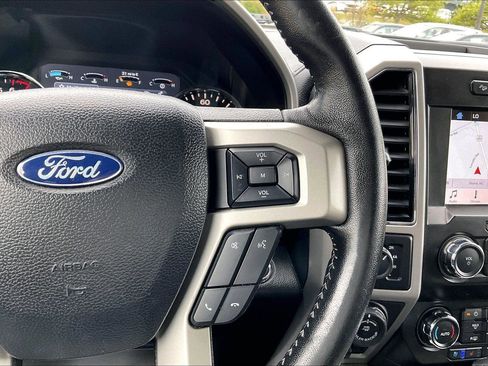 Used 2019 Ford F150 Lariat w/ Max Trailer Tow Package AWD/4WD image 21
