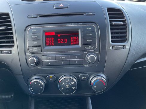 Used 2014 Kia Forte LX w/ Popular Package FWD image 21