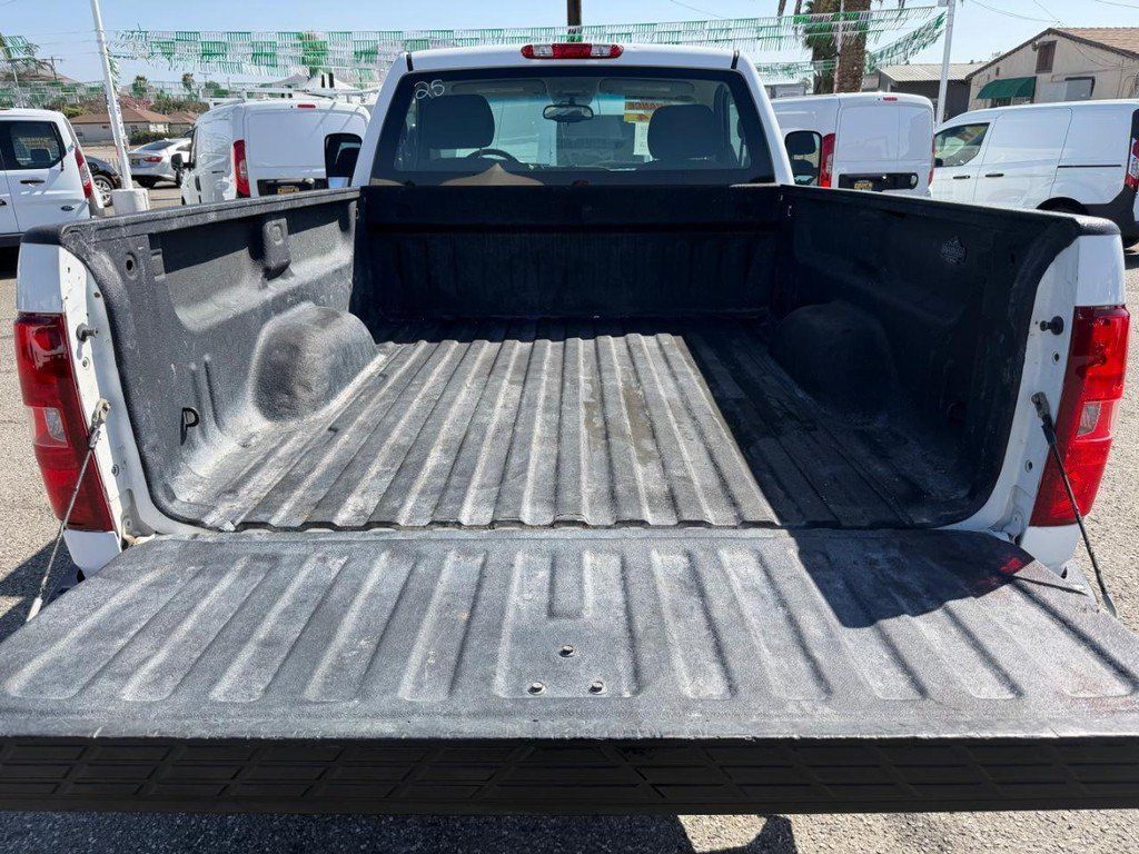 Used 2009 Chevrolet Silverado 1500 W/T AWD/4WD image 29
