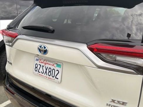 Used 2021 Toyota RAV4 XSE image 7