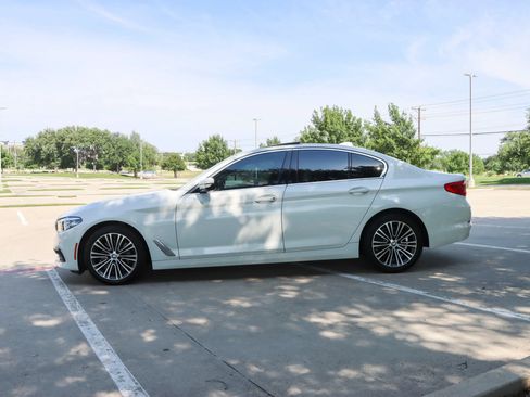 Used 2019 BMW 530i RWD image 4