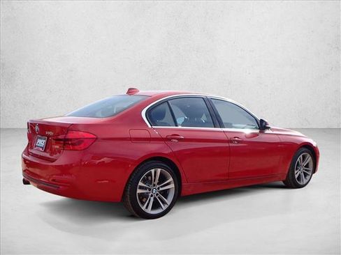 Used 2017 BMW 330i xDrive Sedan image 4