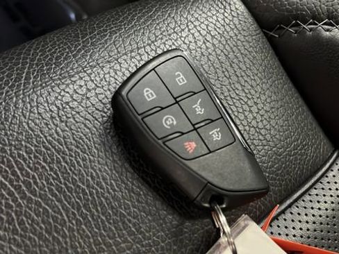Used 2021 GMC Yukon Denali AWD/4WD image 43