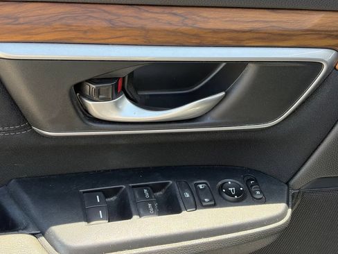 Used 2018 Honda CR-V EX image 7
