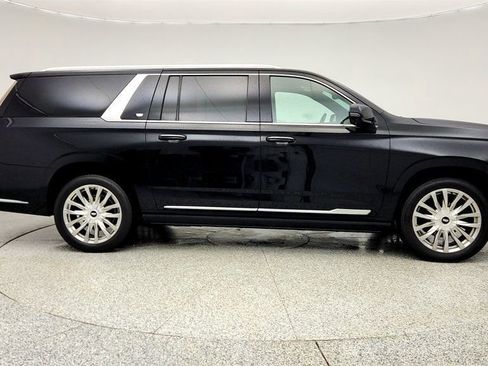 Used 2021 Cadillac Escalade ESV Premium Luxury w/ Driver Assist Tech Package image 4