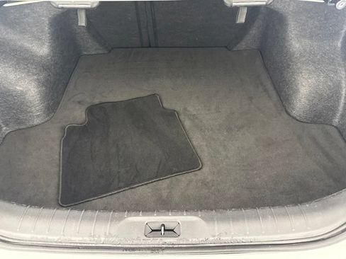 Used 2024 Nissan Altima 2.5 SV FWD image 25