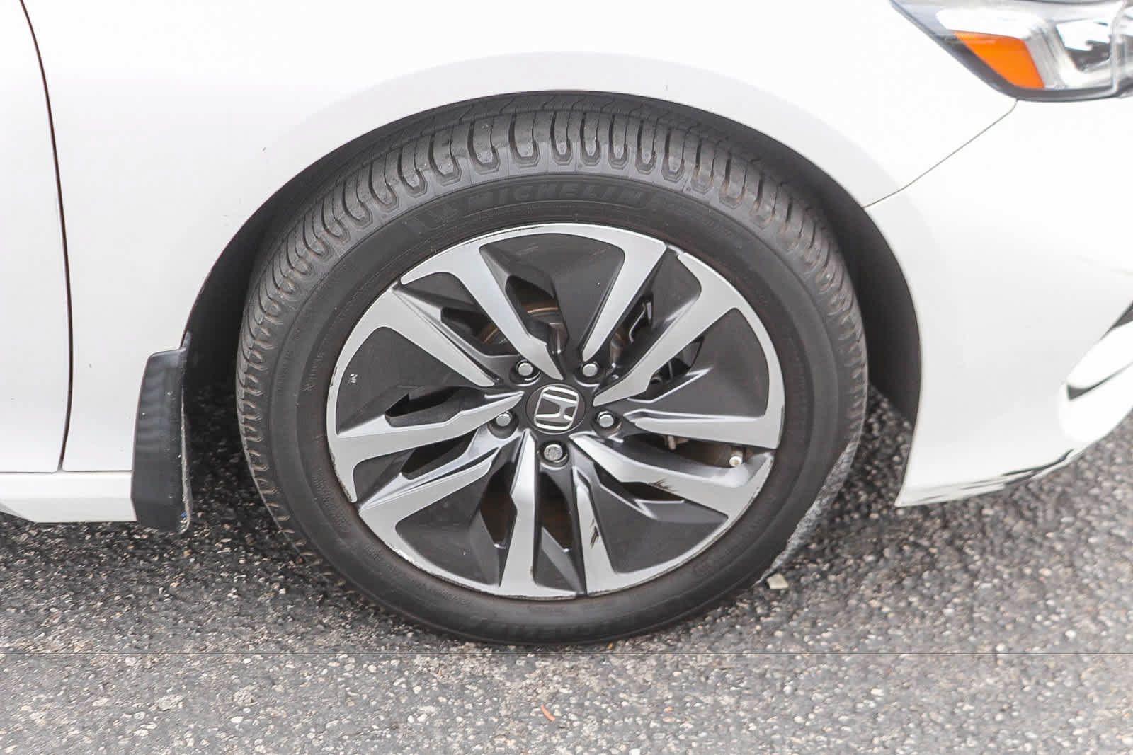 Used 2019 Honda Accord Touring image 12
