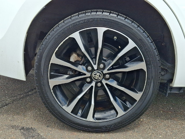 Used 2018 Toyota Corolla SE FWD image 9