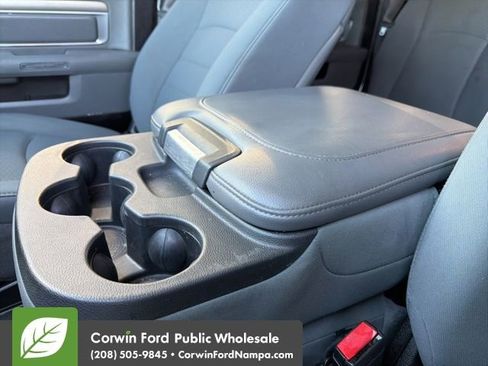 Used 2014 RAM 2500 SLT image 21