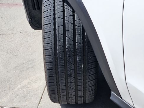 Certified 2025 Mercedes-Benz GLE 350 4MATIC image 11