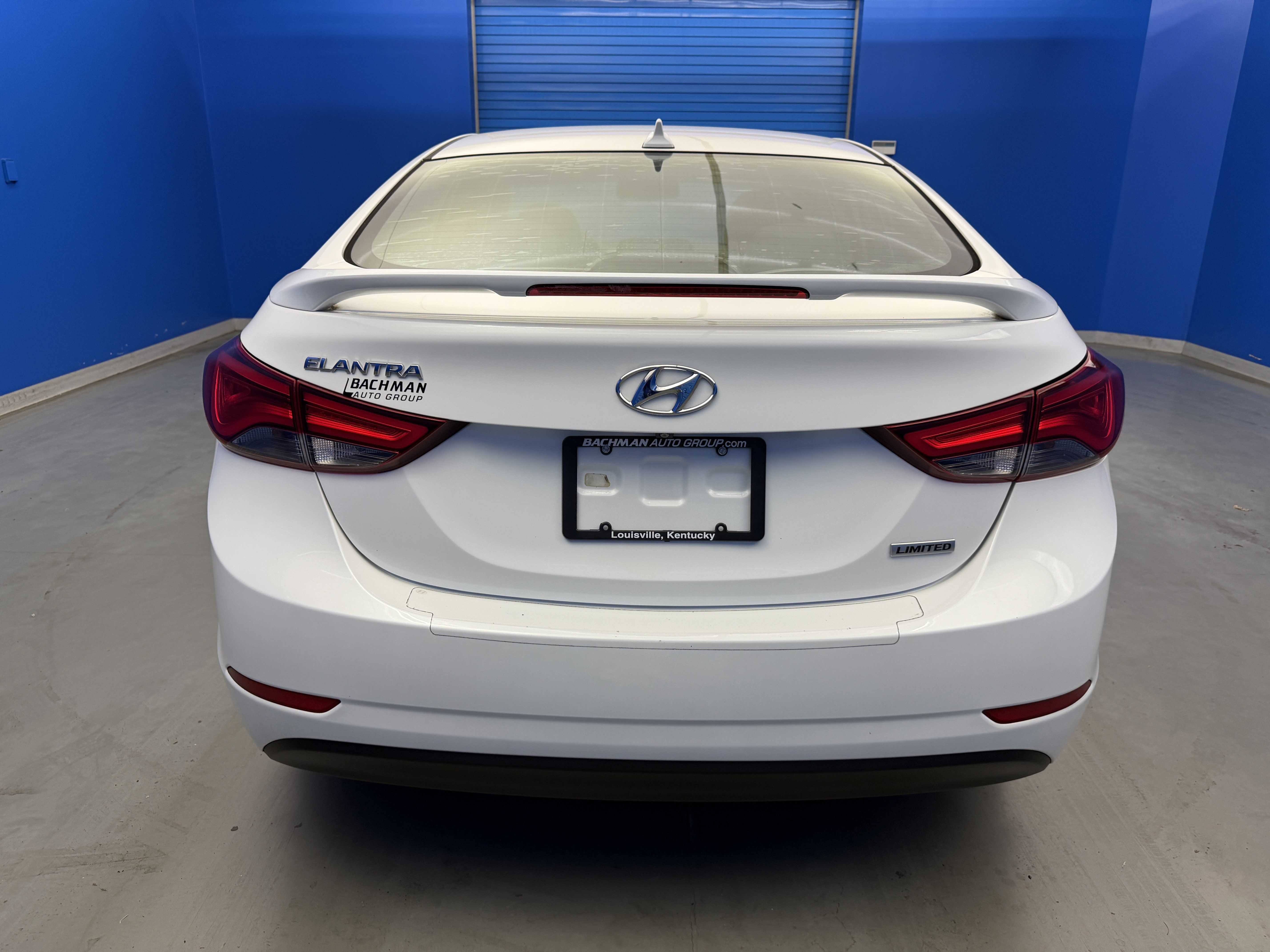 Used 2016 Hyundai Elantra Limited w/ Option Group 04 FWD image 6