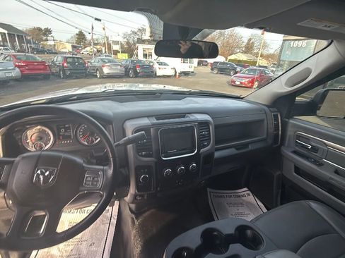 Used 2017 RAM 3500 Tradesman w/ Power & Remote Entry Group image 17