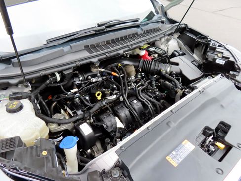 Used 2019 Ford Edge SEL image 30