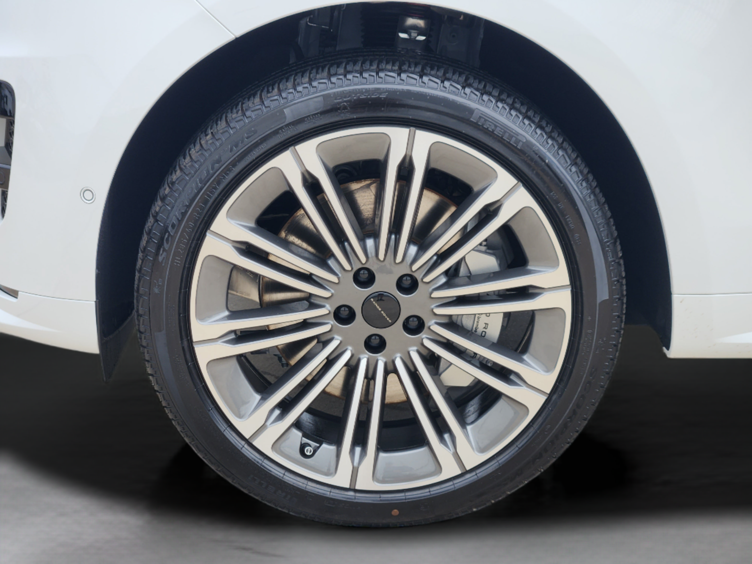 New 2026 Land Rover Range Rover Sport Dynamic SE AWD/4WD image 30