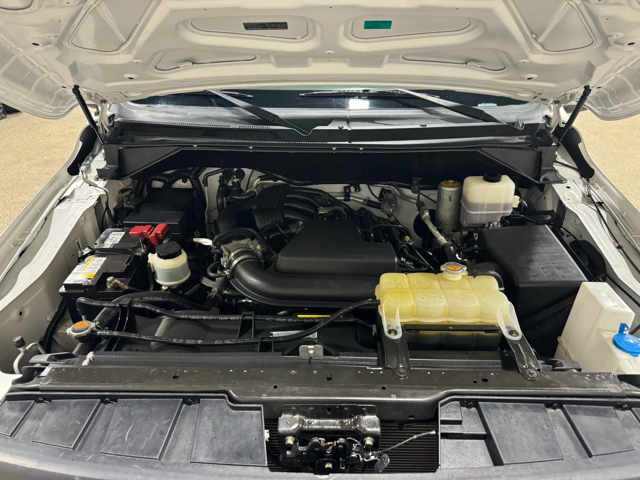 Used 2018 Nissan NV 3500 S RWD image 59