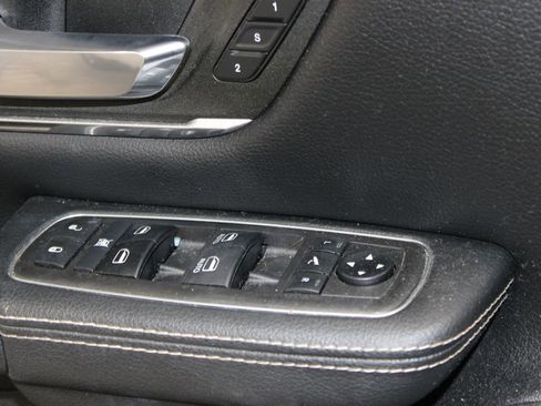 Used 2021 RAM 1500 Laramie AWD/4WD image 26