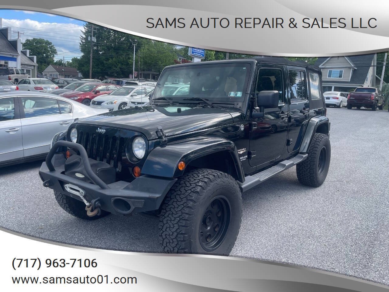 Used 2012 Jeep Wrangler Unlimited Sahara w/ Dual Top Group AWD/4WD image 1