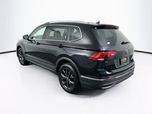 Used 2023 Volkswagen Tiguan SE FWD image 5