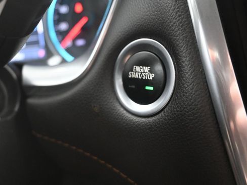 Used 2020 Chevrolet Traverse LT w/ LT Premium Package FWD image 25