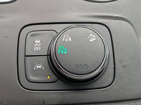 Used 2021 Chevrolet Traverse RS w/ LPO, Floor Liner Package AWD/4WD image 23