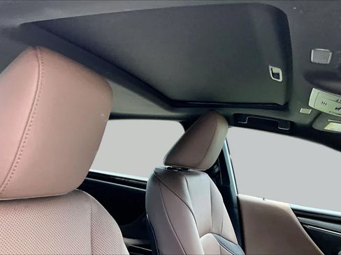 Used 2023 Lexus ES 350 w/ Premium Package FWD image 14