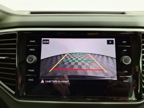 Used 2023 Volkswagen Atlas SEL image 19