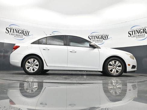 Used 2014 Chevrolet Cruze LS FWD image 33