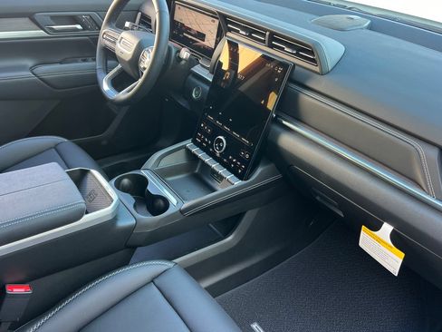 New 2027 GMC Terrain Denali AWD/4WD image 17
