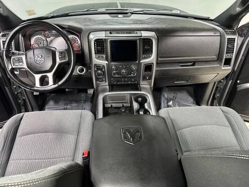 Used 2022 RAM 1500 Classic Warlock w/ Ceramic Grey Warlock Package AWD/4WD image 16