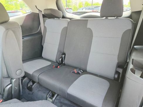 Used 2021 Buick Enclave Preferred FWD image 17