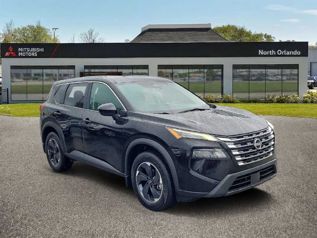 Used 2024 Nissan Rogue SV FWD image 4