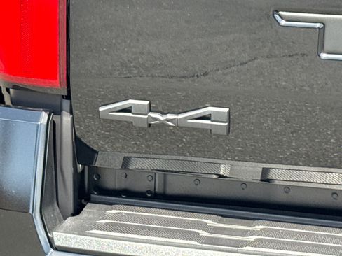 New 2026 Toyota Tacoma SR5 AWD/4WD image 9