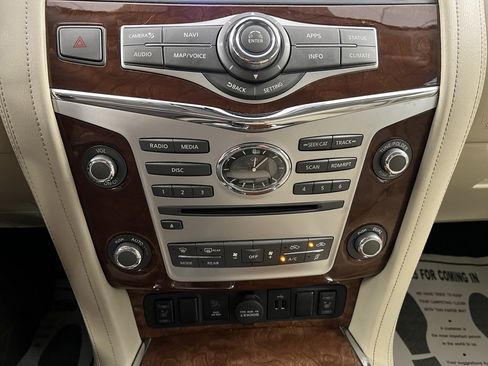 Used 2018 INFINITI QX80 4WD w/ Driver Assistance Package image 47