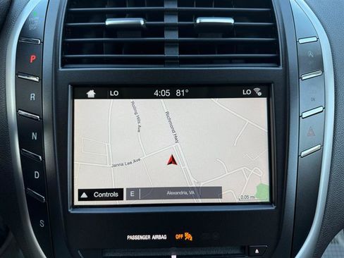 Used 2019 Lincoln MKC Reserve w/ MKC Climate Package FWD image 21