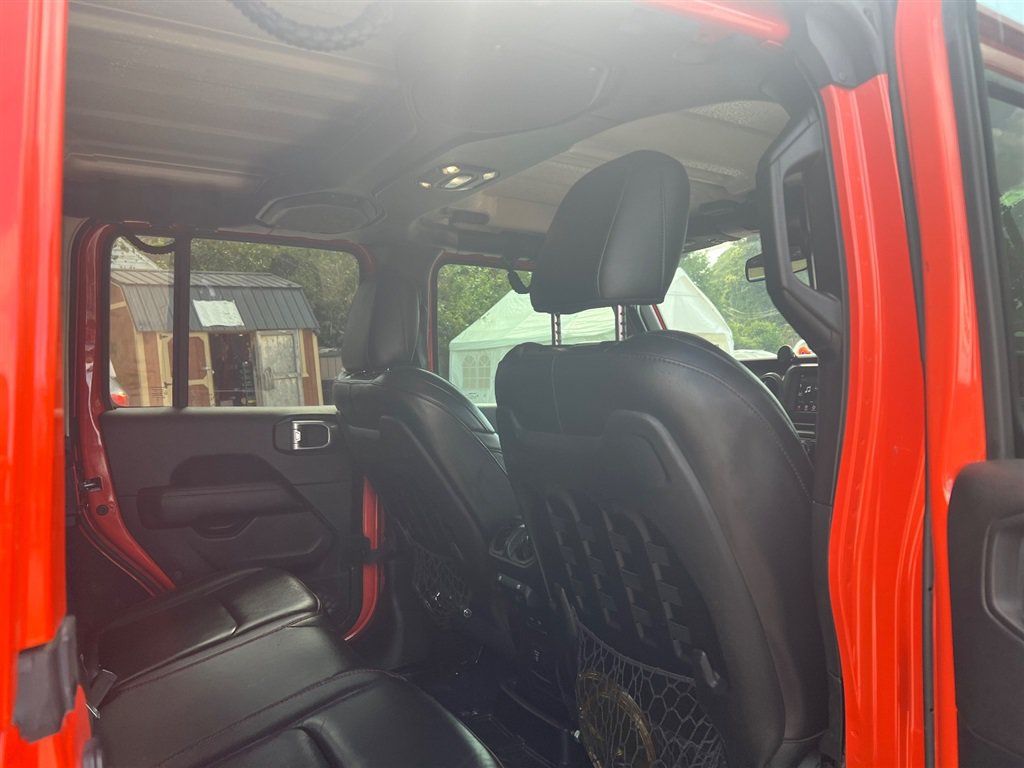 Used 2020 Jeep Wrangler Unlimited Rubicon w/ Steel Bumper Group AWD/4WD image 16