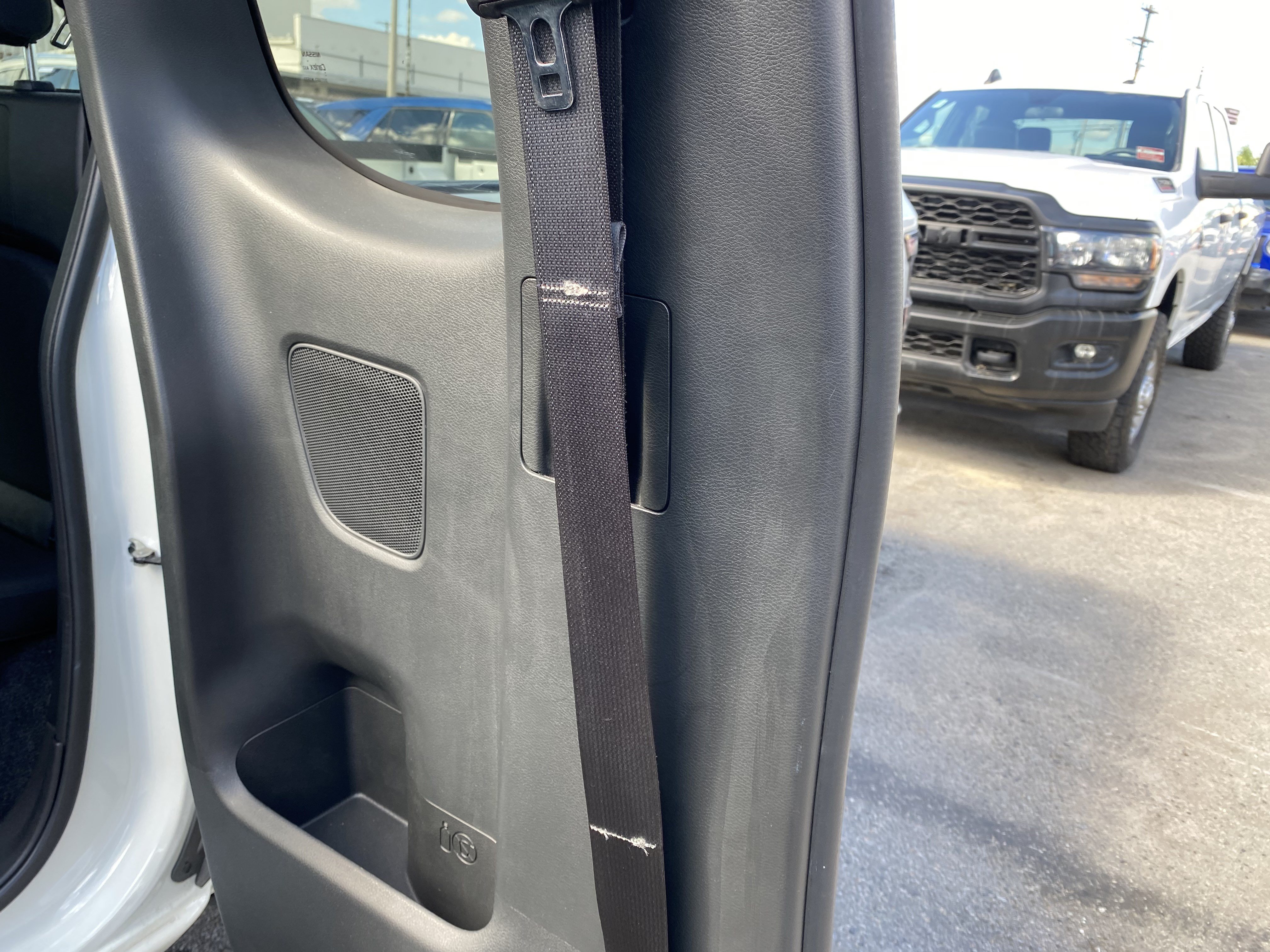 Used 2024 Nissan Frontier S RWD image 16