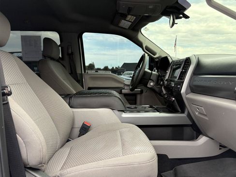 Used 2020 Ford F250 XLT w/ XLT Premium Package AWD/4WD image 26