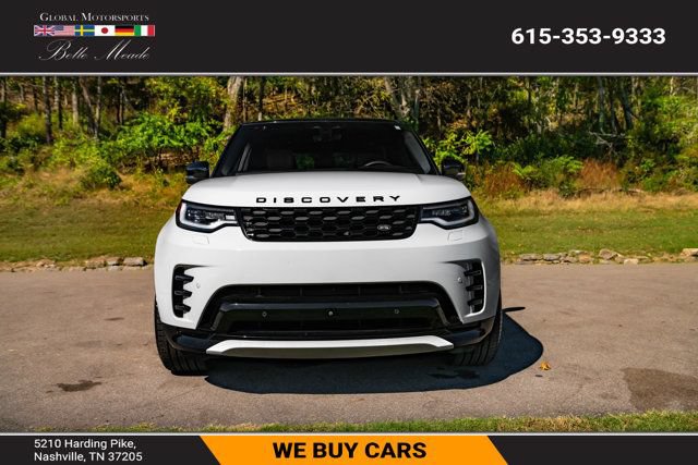 Used 2024 Land Rover Discovery Dynamic SE AWD/4WD image 1