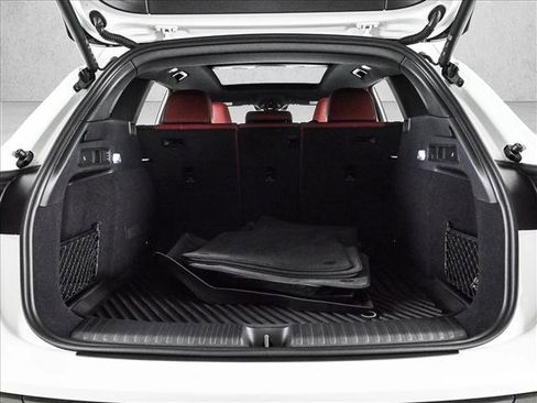 Certified 2025 Audi SQ6 e-tron Prestige w/ 21" Black Optic Wheel Package AWD/4WD image 6