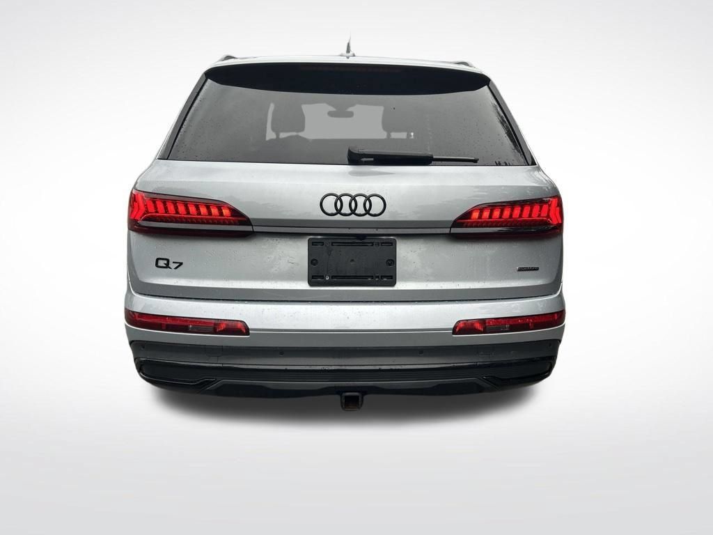 Used 2023 Audi Q7 2.0T Premium Plus w/ Premium Plus Package AWD/4WD image 5