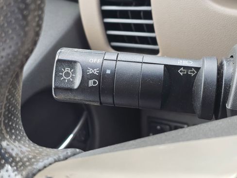 Used 2008 Nissan Xterra S image 35