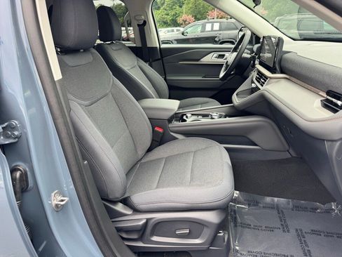 New 2025 Ford Explorer Active image 23